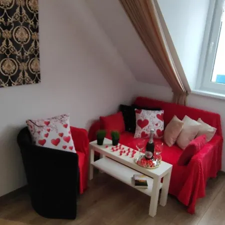 Appartement Fiona3 Centrum700m Parking Bezplatny Monitorowany Salon Tv Sypialnia Tv Lazienka Kuchnia Rekuperacja Karpacz