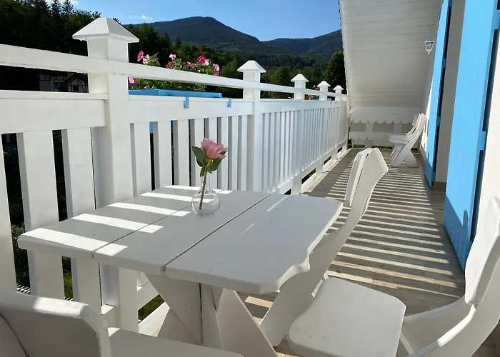 Appartement Fiona3 Centrum700m Parking Bezplatny Monitorowany Salon Tv Sypialnia Tv Lazienka Kuchnia Rekuperacja Karpacz