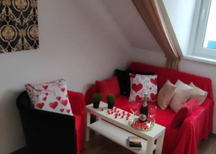 Appartement Fiona3 Centrum700m Parking Bezplatny Monitorowany Salon Tv Sypialnia Tv Lazienka Kuchnia Rekuperacja Karpacz