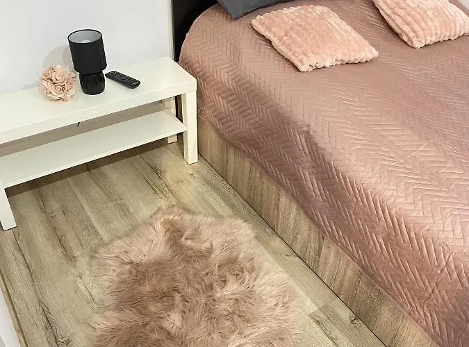 Fiona3 Centrum700m Parking Bezplatny Monitorowany Salon Tv Sypialnia Tv Lazienka Kuchnia Rekuperacja Lejlighed Karpacz