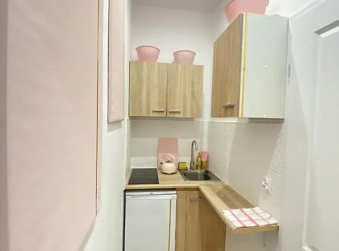 Fiona3 Centrum700m Parking Bezplatny Monitorowany Salon Tv Sypialnia Tv Lazienka Kuchnia Rekuperacja Lejlighed Karpacz